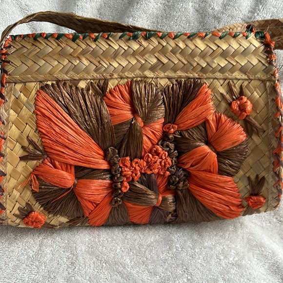 Wicker straw bag, purse, brown, and orange color new with tags - Picture 2 of 5